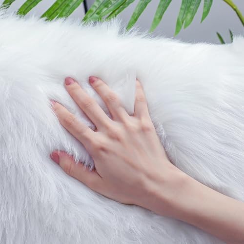 linmopm Faux Fur Sheepskin Rug, 3x3 ft - Image 4