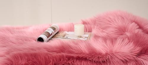 EasyJoy Faux Sheepskin Rug, Fluffy Faux Fur Rug, Ultra Soft Shag Area Rug - Image 7
