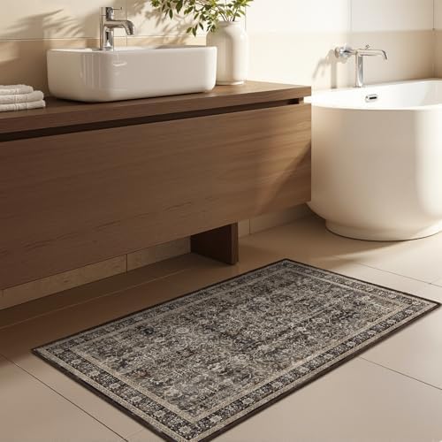 Washable Small Door Rug 2'x3', Vintage MCM - Image 3