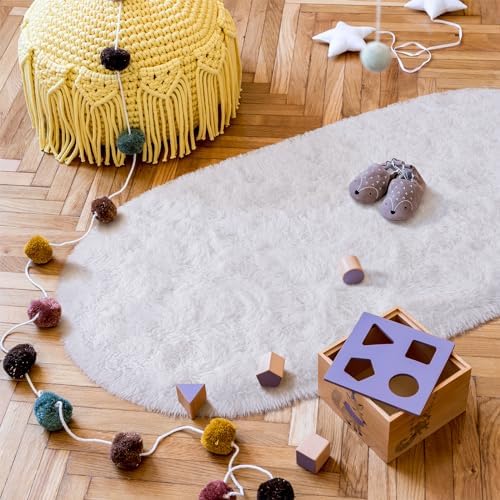 Goideal Fluffy Bedroom Rug, Small Oval Area Rugs, 2.6 x 5.3 Feet - Image 5