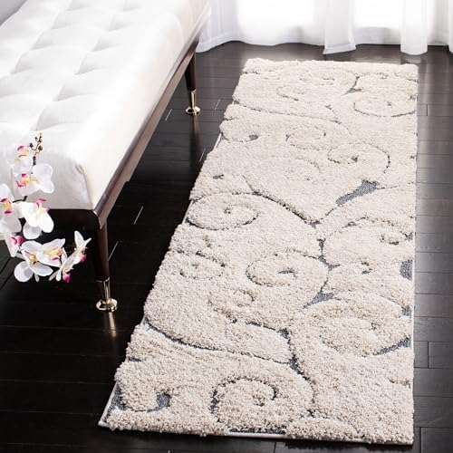 SAFAVIEH Florida Shag Collection Runner Rug by Unknown