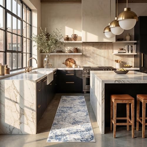 SAFAVIEH Amelia Collection Area Rug by Unknown