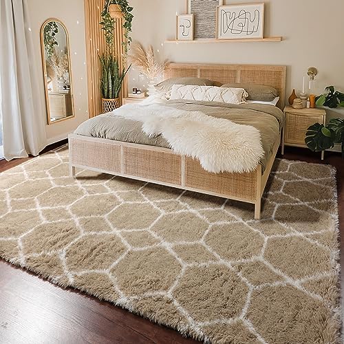 Area Rugs for Bedroom Living Room, 4x6 Fluffy Beige and White Geometric Rug - Image 6