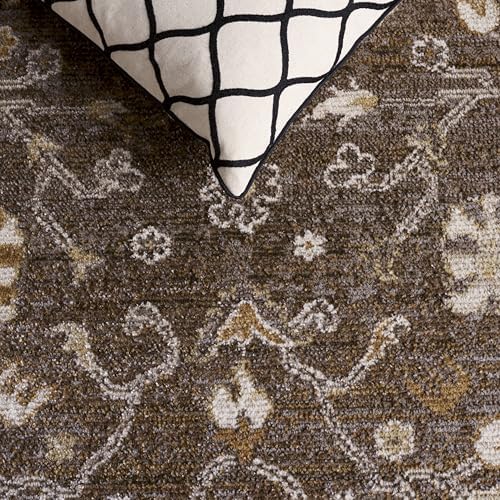 SAFAVIEH Hazel Area Rug 6x8 - Image 6