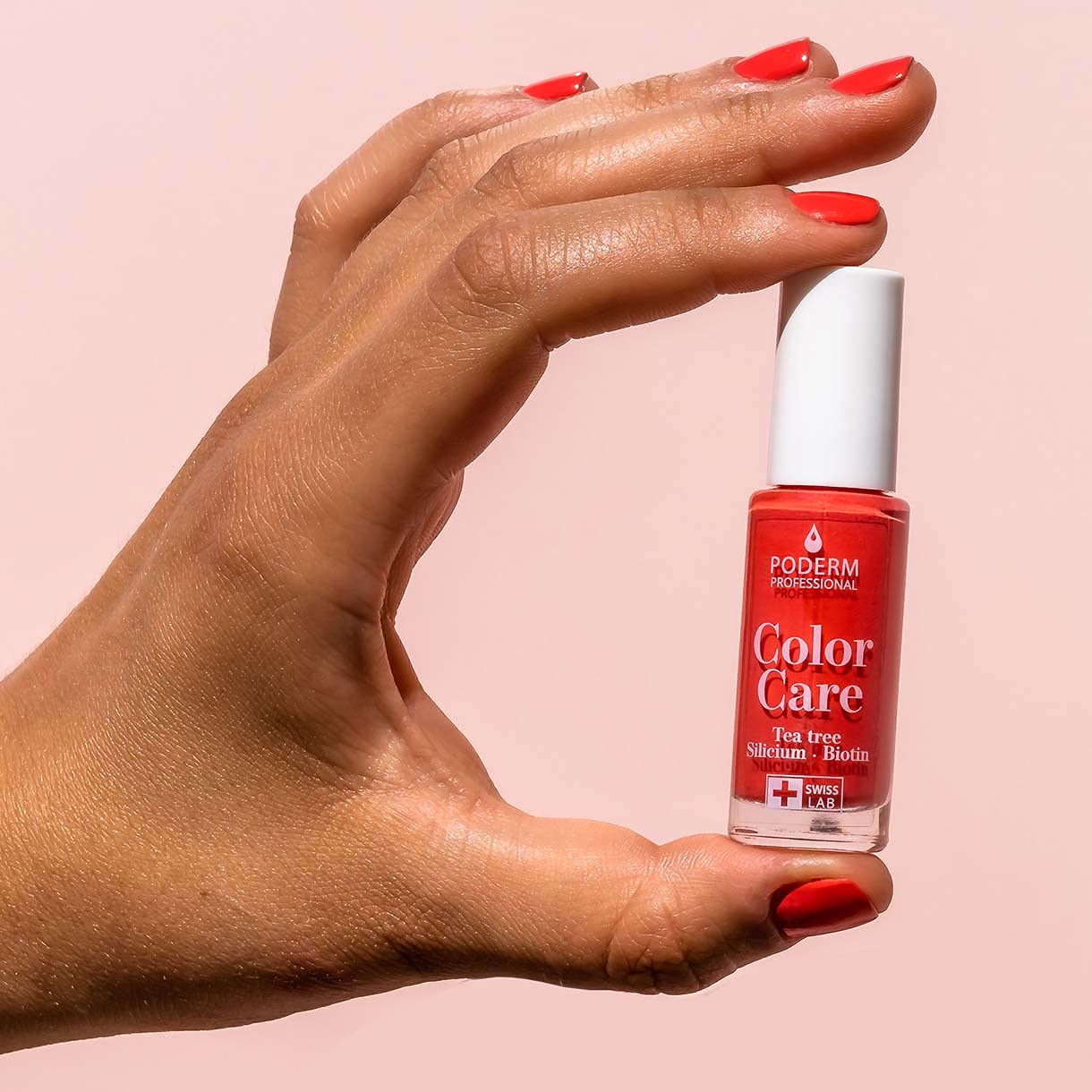 PODERM - nail Polish – Enriched with Tea Tree – Improves nail appearance – Ingredients Natural/Vegan - foot/hand - Swiss Made (Coral Pink)